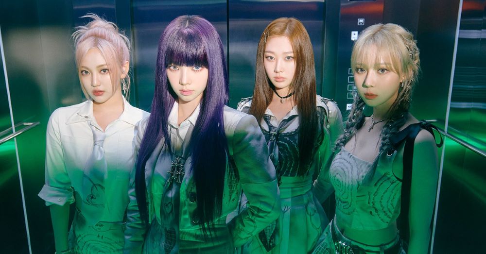 Sau nghi vấn trở thành "con ghẻ" của SM, aespa chính thức comeback mini album "My World"