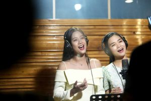MC Quyền Linh và con gái Lọ Lem cùng nhiều nghệ sĩ tham gia MV “Mái ấm gia đình Việt”