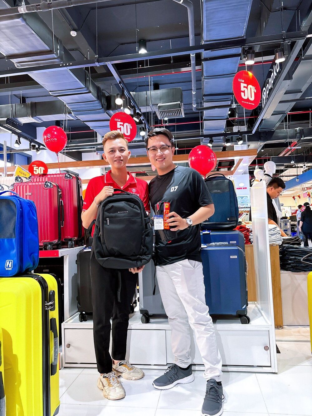 Khai trương SAKOS Shop SenseMarket Cái Bè thu hút đông đảo người dân Tiền Giang