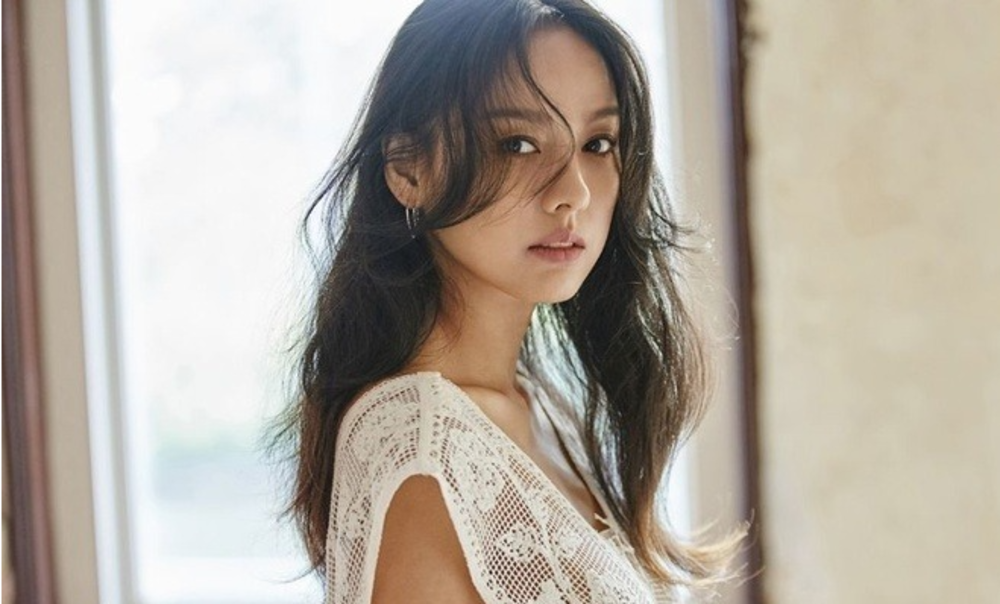 "Britney Spears của châu Á" Lee Hyori từ bỏ việc mang thai vì "quá muộn rồi"