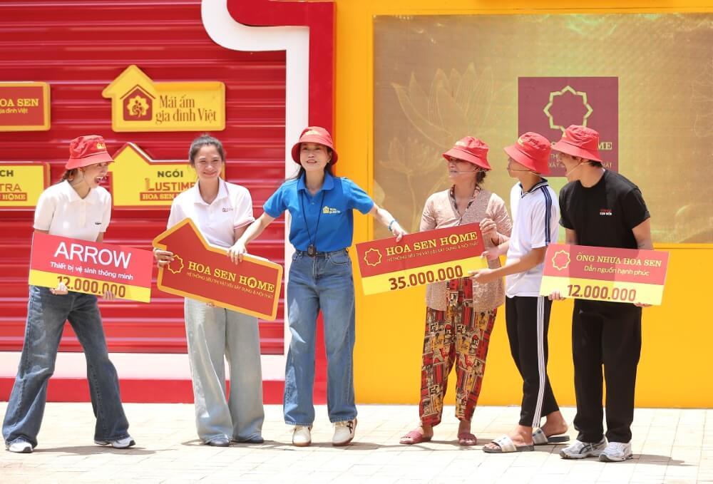 Lâm Vỹ Dạ khóc nức nở: Con tôi 14 tuổi nhưng chưa bao giờ tôi dám để con ở một mình trong nhà