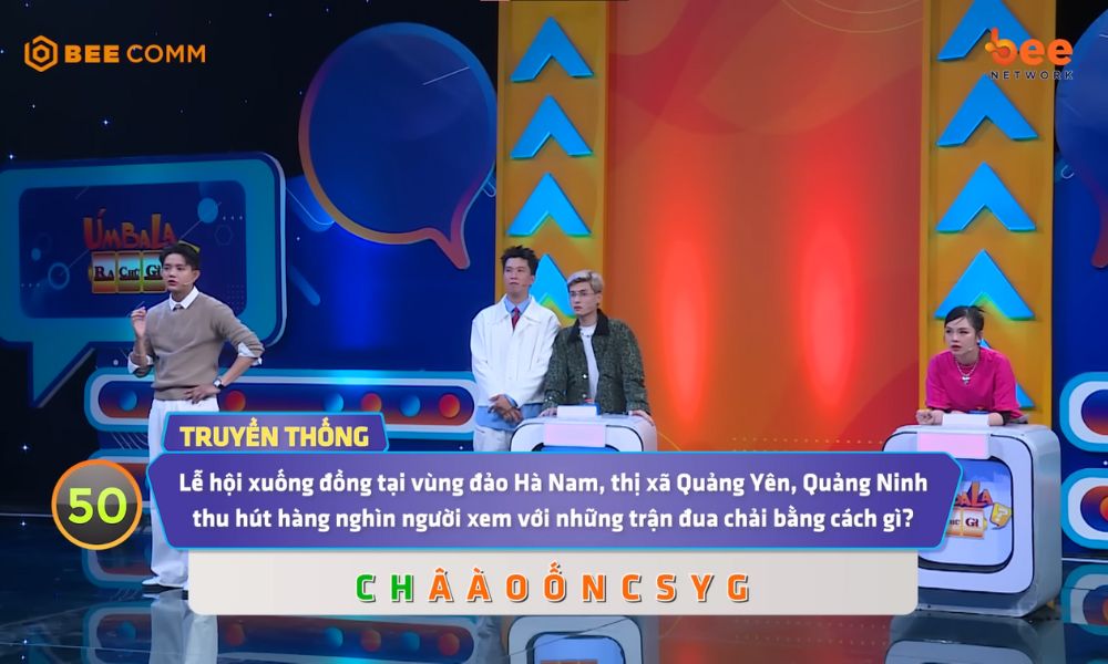 Úm Ba La Ra Chữ Gì?: MC Đại Nghĩa há hốc trước màn chơi đúng chuẩn “vui là chính” của hai giọng ca