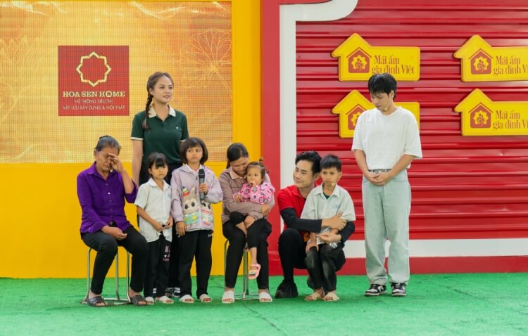 Diễn viên Thu Quỳnh và ca sĩ JayKii góp sức mang về hơn 100 triệu đồng cho các em nhỏ mồ côi