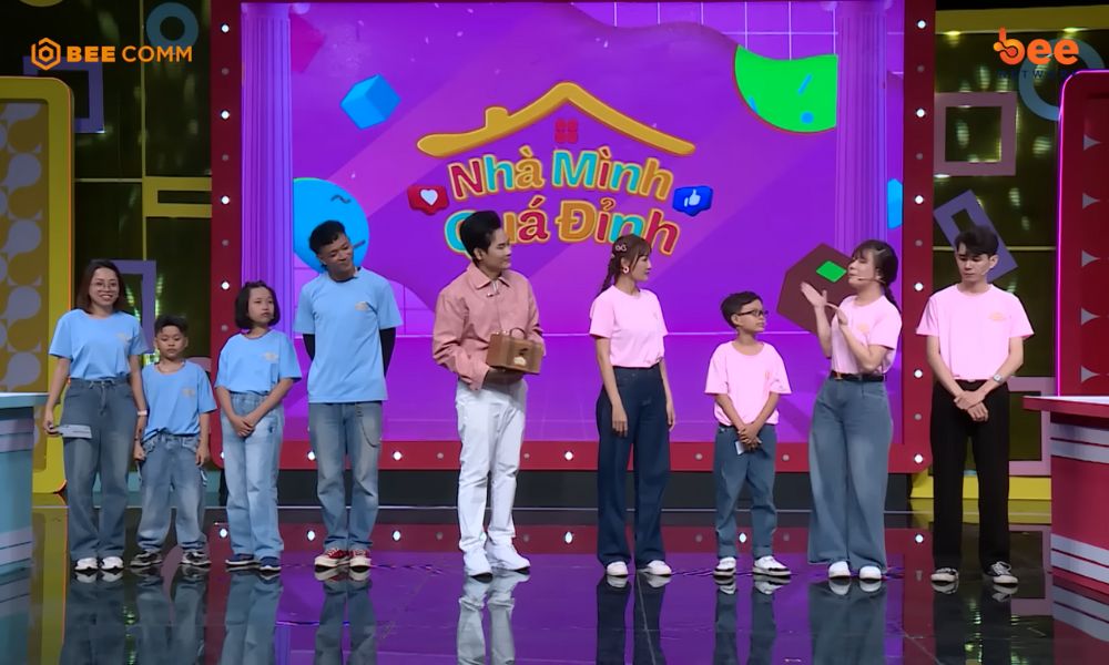 Nhà Mình Quá Đỉnh: Diễm Phương hát sai lời khiến đội mất điểm, bị Hoàng Phi “cà khịa” không trượt phát nào