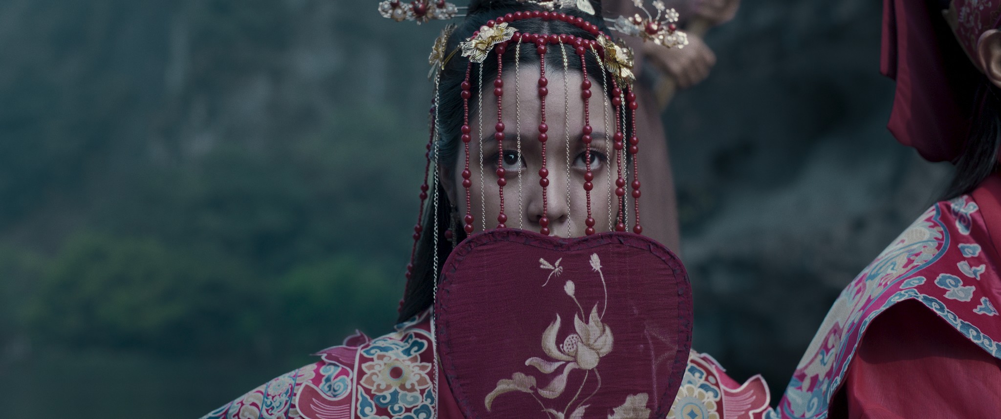 “Khế Ước Bán Dâu” tung teaser: Hé lộ thế giới tâm linh ma mị, Lâm Thanh Mỹ lột xác với hình tượng cô dâu bị ám