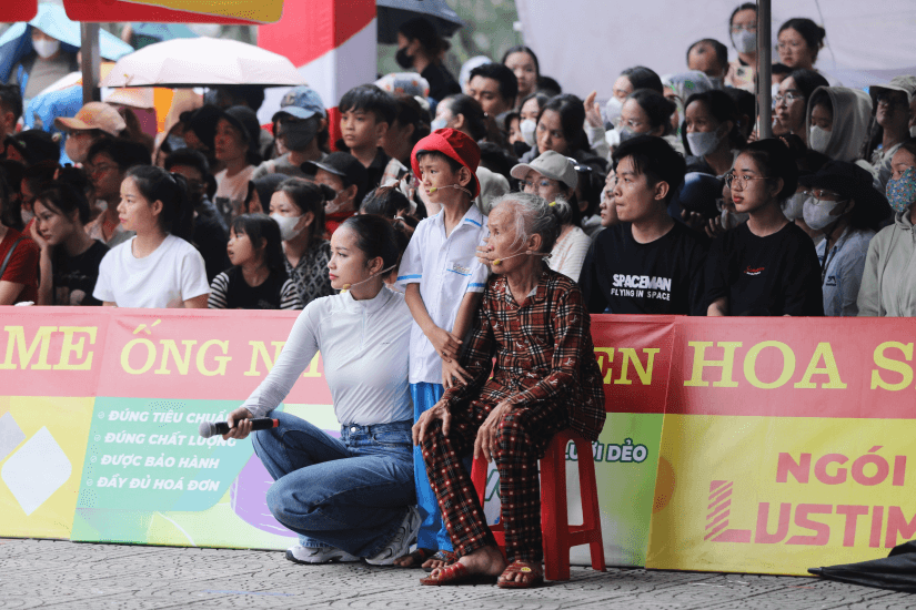 Cậu bé mồ côi ước mơ làm đầu bếp, nấu một bữa ngon cho bà cố 83 tuổi khiến Ngọc Châu nghẹn lòng
