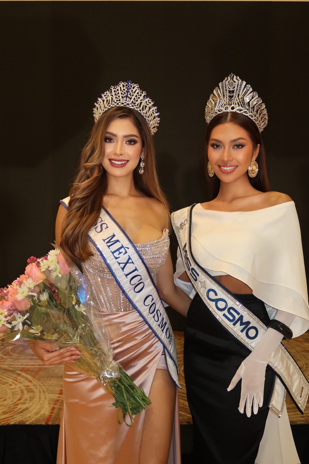 Chuỗi công du 4 quốc gia của Miss Cosmo 2024: Trao sash cho Hoa hậu Mỹ, xuất hiện nổi bật trên truyền hình Mexico và Panama