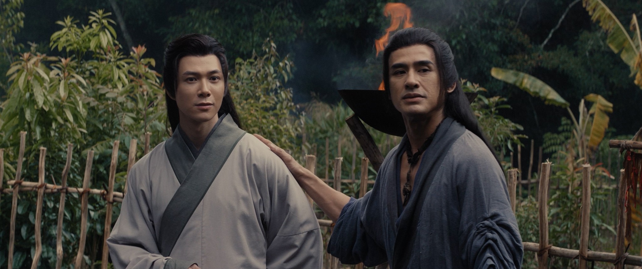 Hoàng Tử Quỷ tung Teaser Trailer và Poster đậm màu kinh dị, Anh Tú Atus “hoá quỷ” vẫn hút hồn khán giả