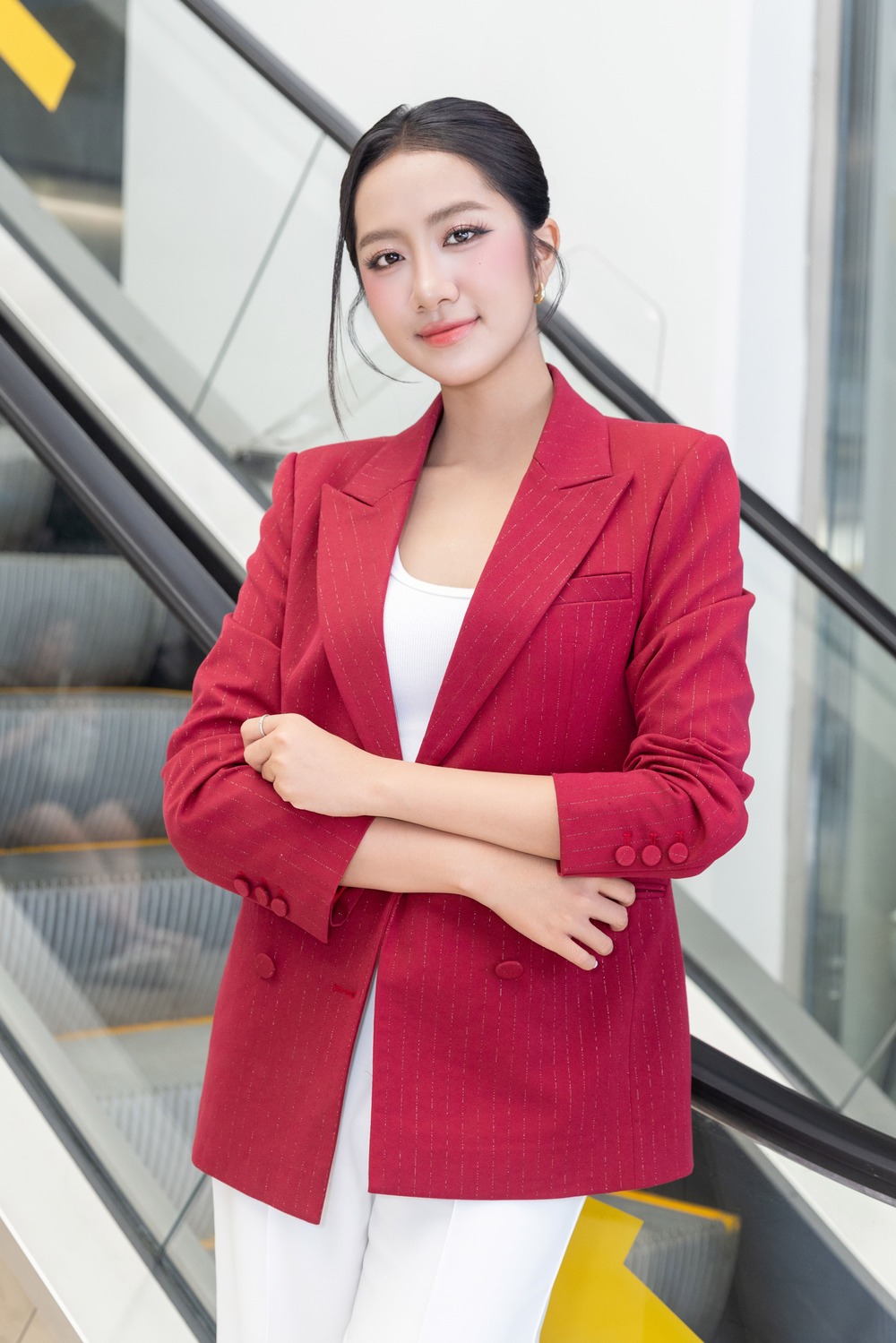 Hoa hậu Trúc Linh xúc động vì đã lâu không được ăn bữa cơm gia đình và hành động tinh tế của Hoa hậu Phương Linh