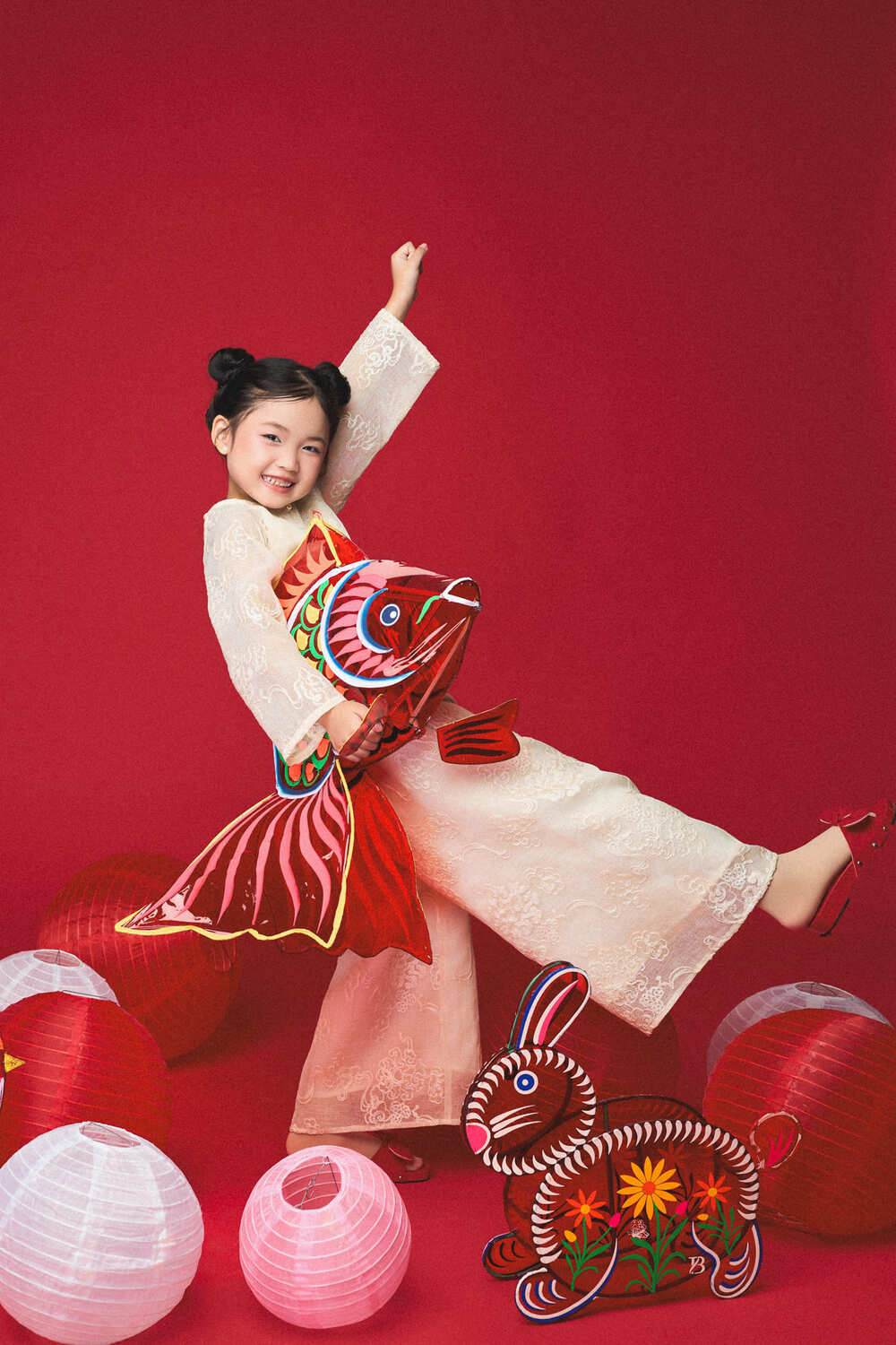 Mẫu nhí Lê Ngọc Như Ý gây ấn tượng với bộ ảnh Trung thu trong trẻo