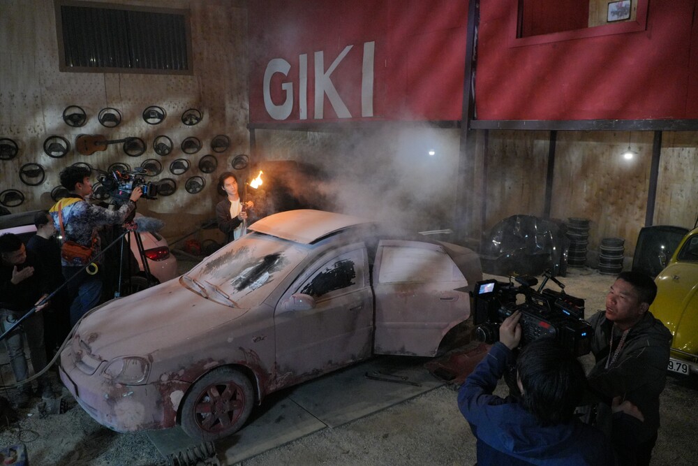 Đạo diễn Lương Đình Dũng suýt chết khi quay phim kinh dị ‘Đồi hành xác: Tà thuyết đen trở lại’ 