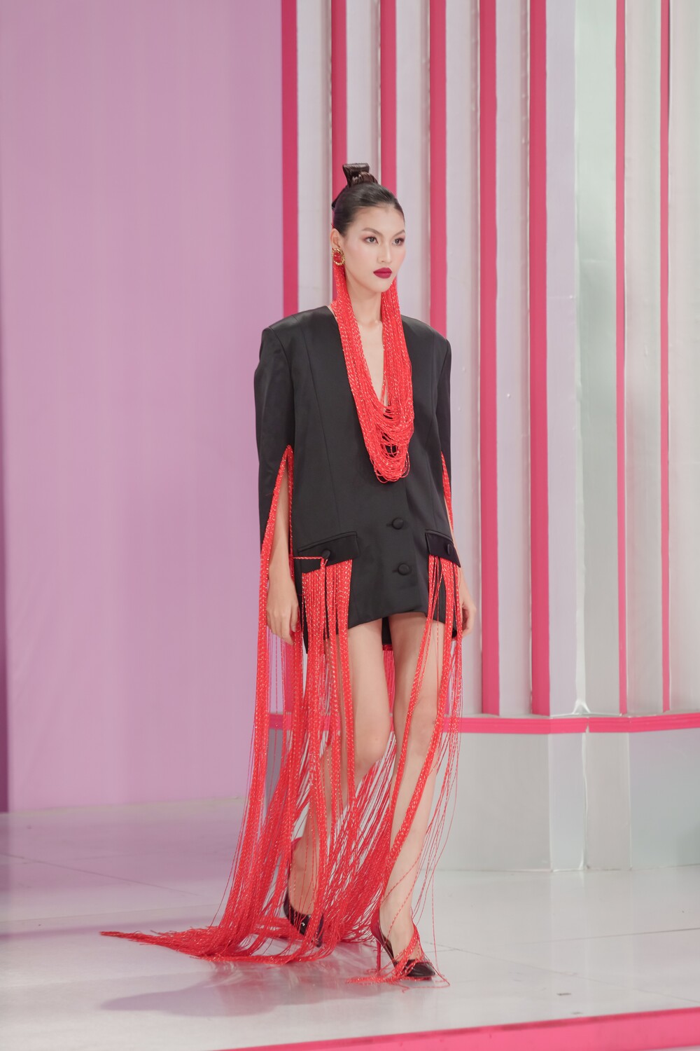 Lộ diện Top 3 bước vào chung kết Vietnam’s Next Top Model 2025