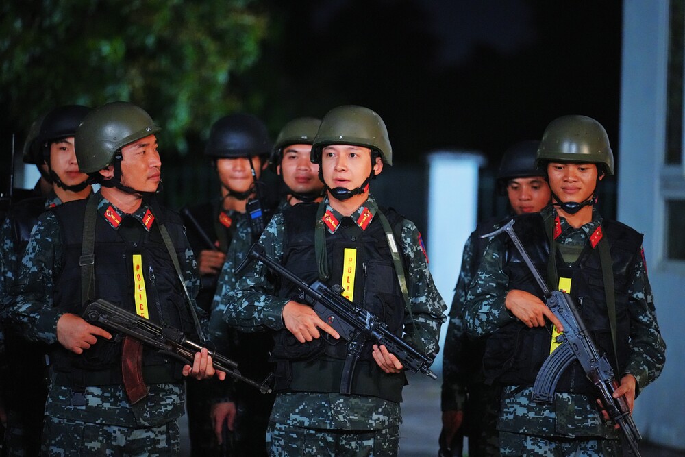 Chiến sĩ quả cảm: Tiến Luật, Kiều Minh Tuấn bị nhắc nhở, Ngô Kiến Huy trở lại sau chấn thương