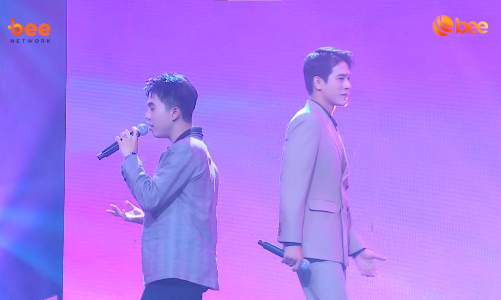 NSƯT Vân Khánh dành tràng pháo tay không ngớt cho phần song ca ăn ý của Hoàng Thái và ca, nhạc sĩ Bảo Kun 