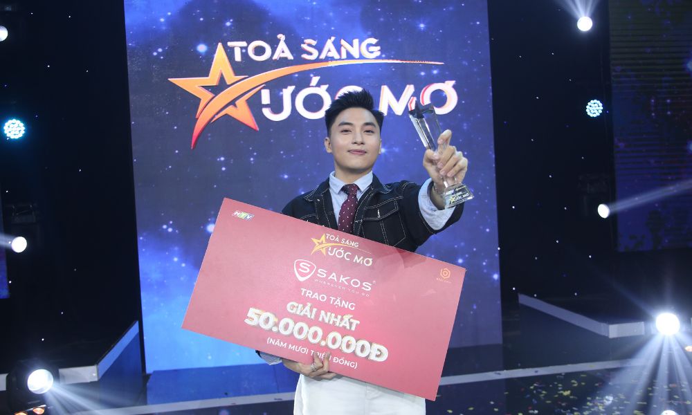 Hoàng Thái giành giải quán quân "Tỏa Sáng Ước Mơ" mùa 4