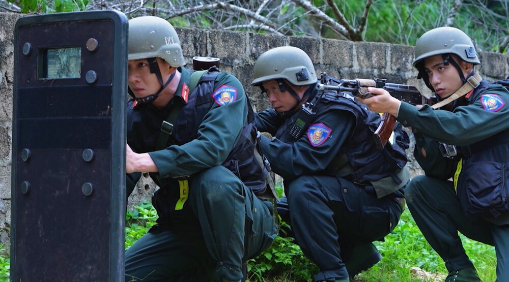 Lê Dương Bảo Lâm, Song Luân rơi nước mắt trong lúc thực hiện nhiệm vụ cuối cùng của “Chiến Sĩ Quả Cảm” mùa 1