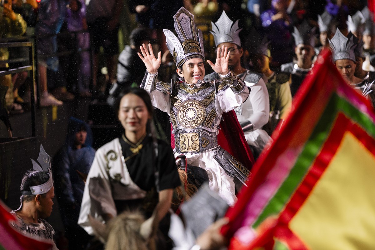 Hòa Minzy, Quốc Thiên, Đen, Rhyder xúc động tiết lộ Đan Trường là thần tượng từ bé