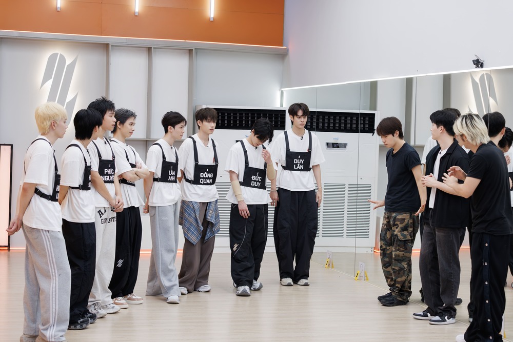 Hồ Đông Quan và Cường Bạch: Ai phù hợp hơn với vai trò trưởng nhóm?