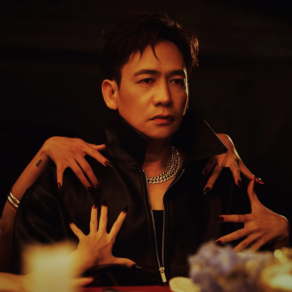 Duy Mạnh dùng nhật ký của vợ làm chất liệu sáng tác, kể câu chuyện chữa lành bằng âm nhạc trong “Trái Tim Em Đau”