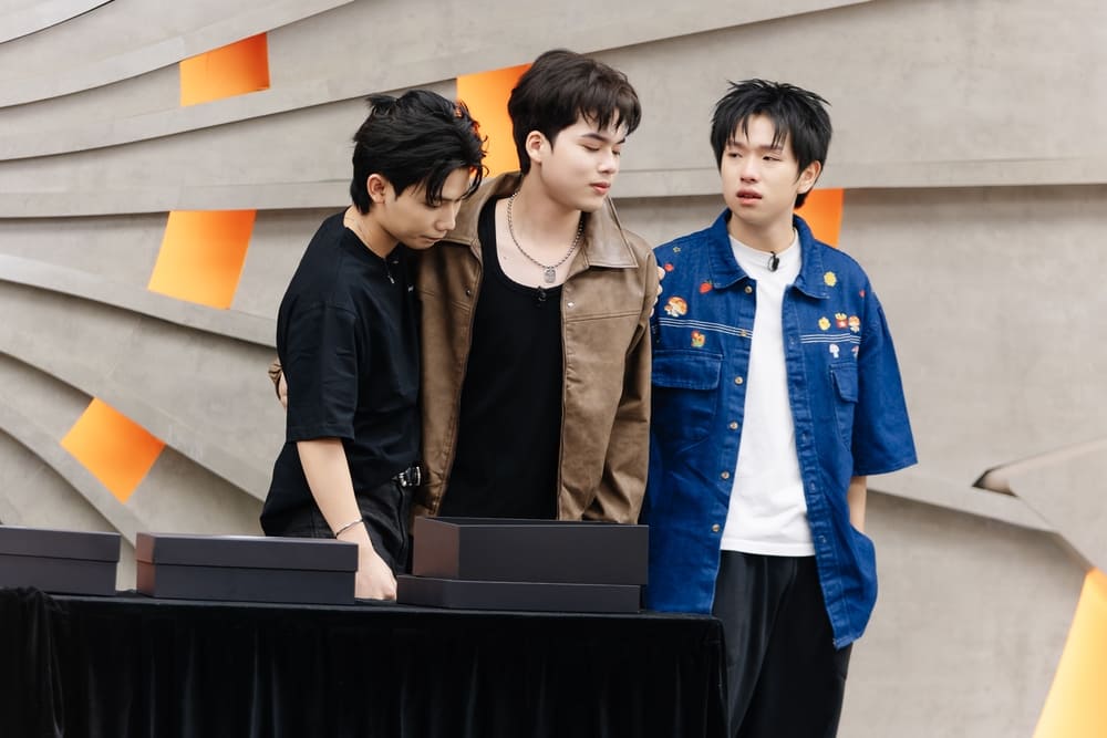 SOOBIN khóc nghẹn, thất vọng vì không bảo vệ được học trò