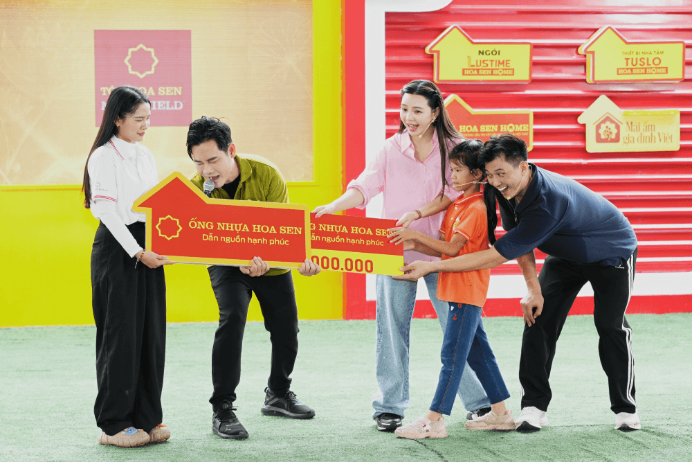 Hơn 320 triệu đồng trao cho các em nhỏ trong tập 163 chương trình “Mái ấm gia đình Việt”