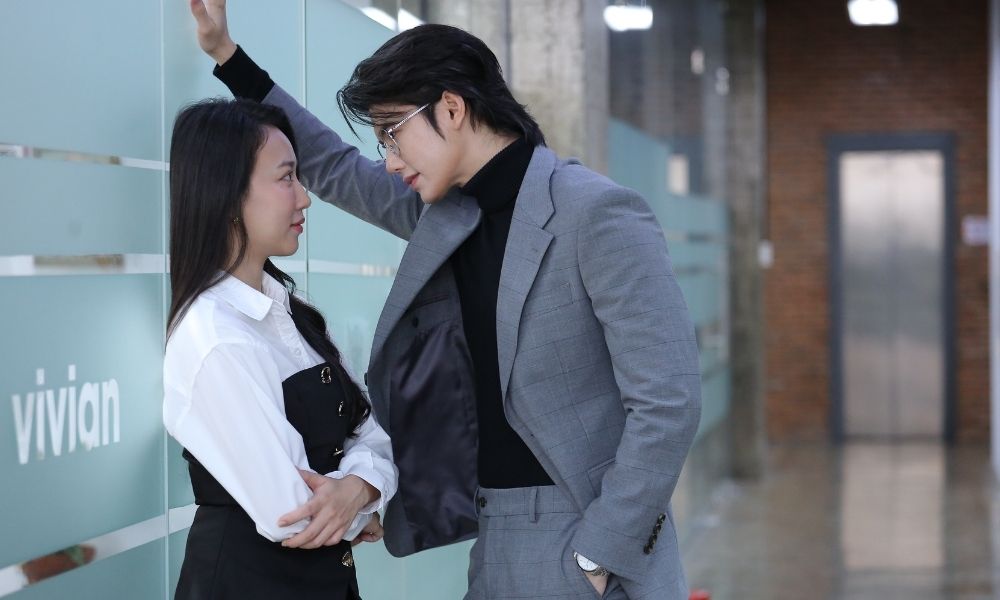 Huỳnh Hồng Loan khiến khán giả “nín thở” với thân phận thật sự trong phim giờ vàng VTV9