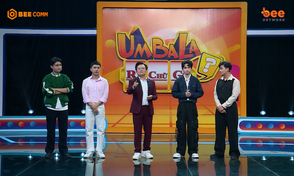 Nam ca sĩ trùng tên tài tử Hong Kong gây bão bởi nhan sắc khi trưởng thành 