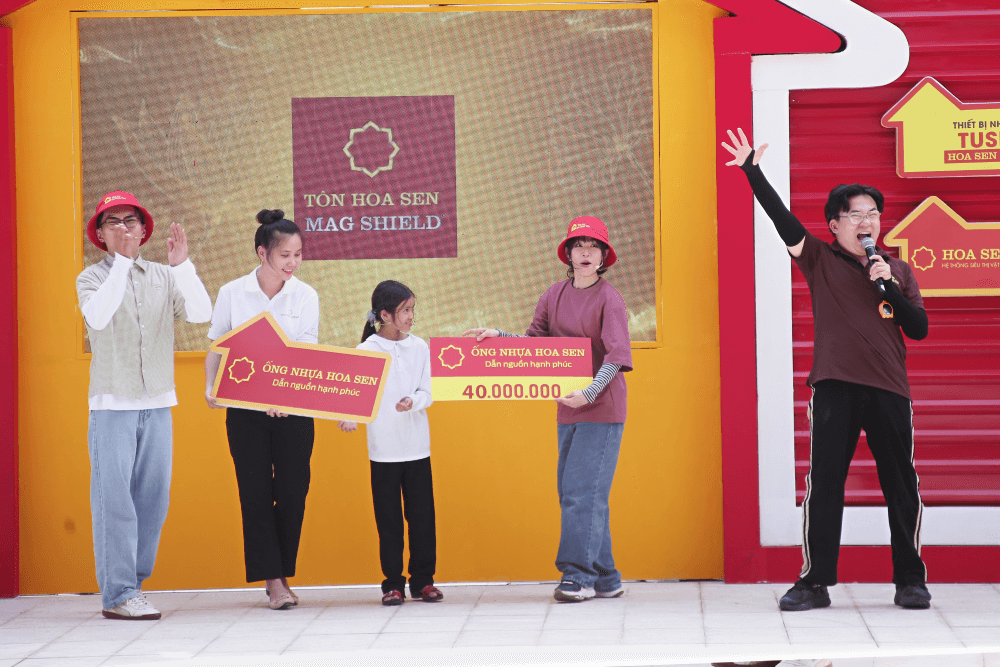 Hơn nửa tỷ đồng được trao đến các em nhỏ mồ côi trong tập 169 chương trình Mái ấm gia đình Việt