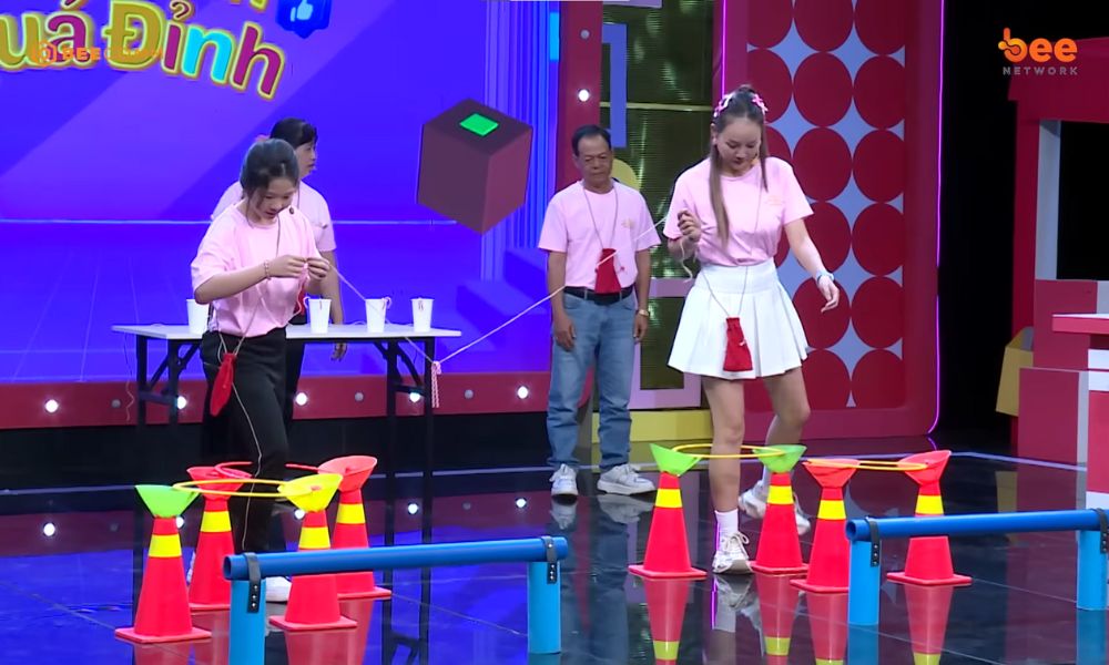 Diễm Phương hóa “cheerleader”, vừa cổ vũ vừa dẫn dắt đội thi đầy ngoạn mục 