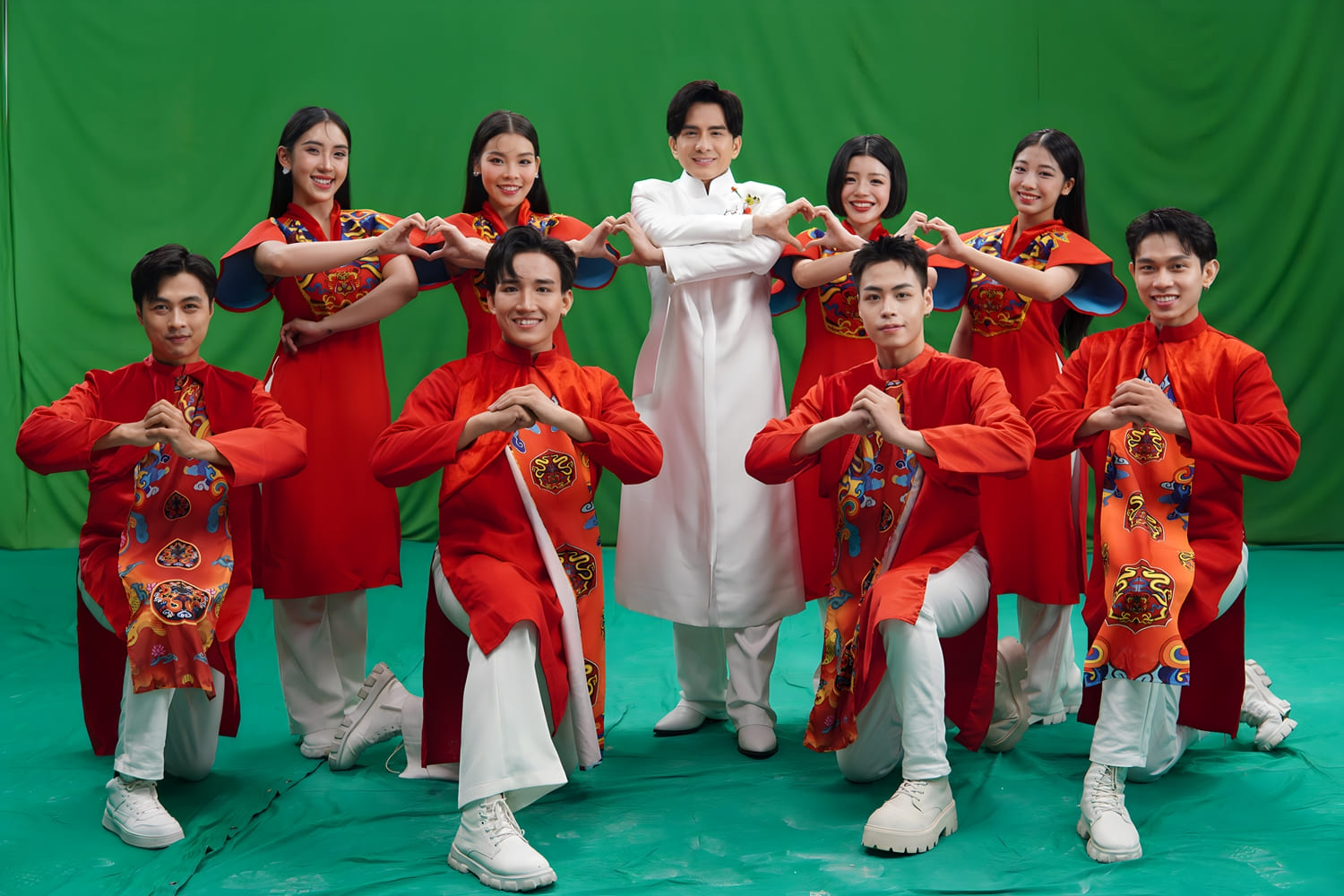 Đan Trường trình làng MV mới, gửi gắm thông điệp ý nghĩa về Tết đoàn viên