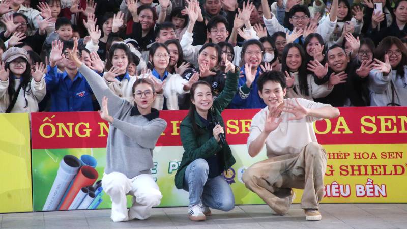 “Mái ấm gia đình Việt” trao hơn 2,5 tỷ đồng cho 18 hoàn cảnh khó khăn tại Hải Phòng