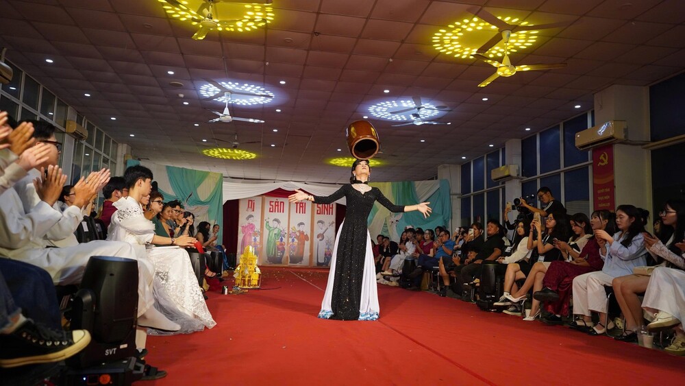 “Di sản tái sinh” – Khi thời trang kể lại câu chuyện văn hóa Việt