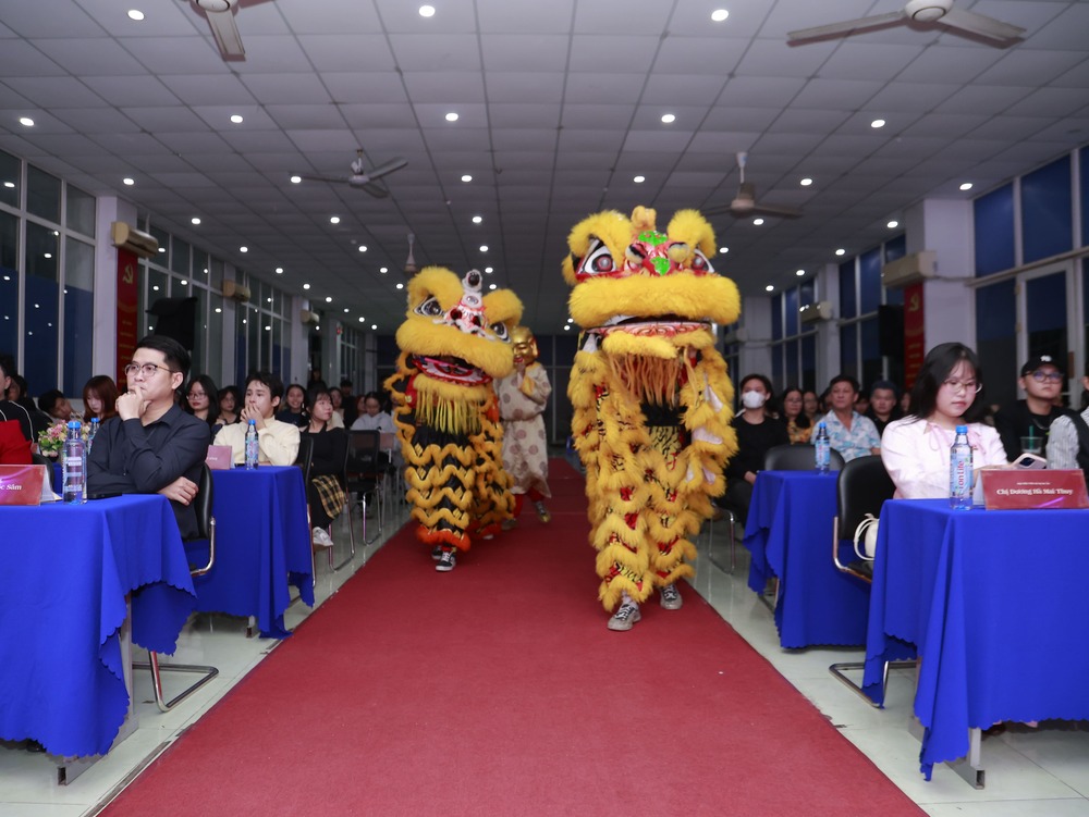 Trạm Hồn Tết: Không gian văn hóa gắn kết và sẻ chia yêu thương dịp cuối năm