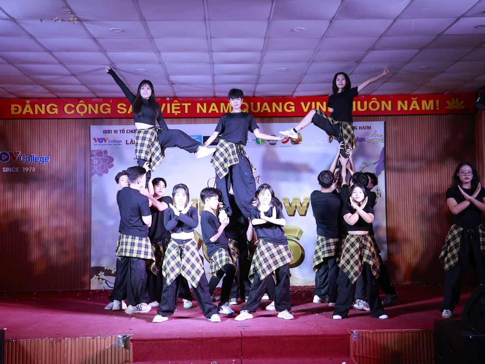 Trạm Hồn Tết: Không gian văn hóa gắn kết và sẻ chia yêu thương dịp cuối năm