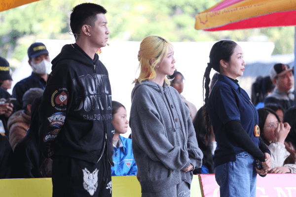 Ốc Thanh Vân, Hậu Hoàng bật khóc, Cường Seven lặng người trước những phận đời kém may mắn