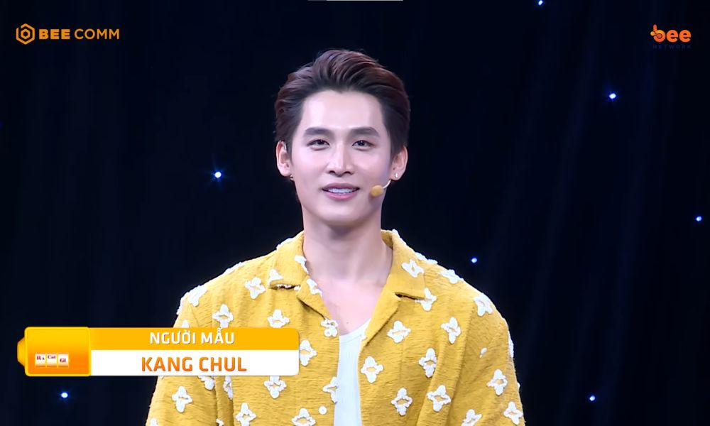 “Người tình màn ảnh” của Lê Hạ Anh gây bất ngờ khi không hẹn mà mặc đồ đôi với Trần Phong