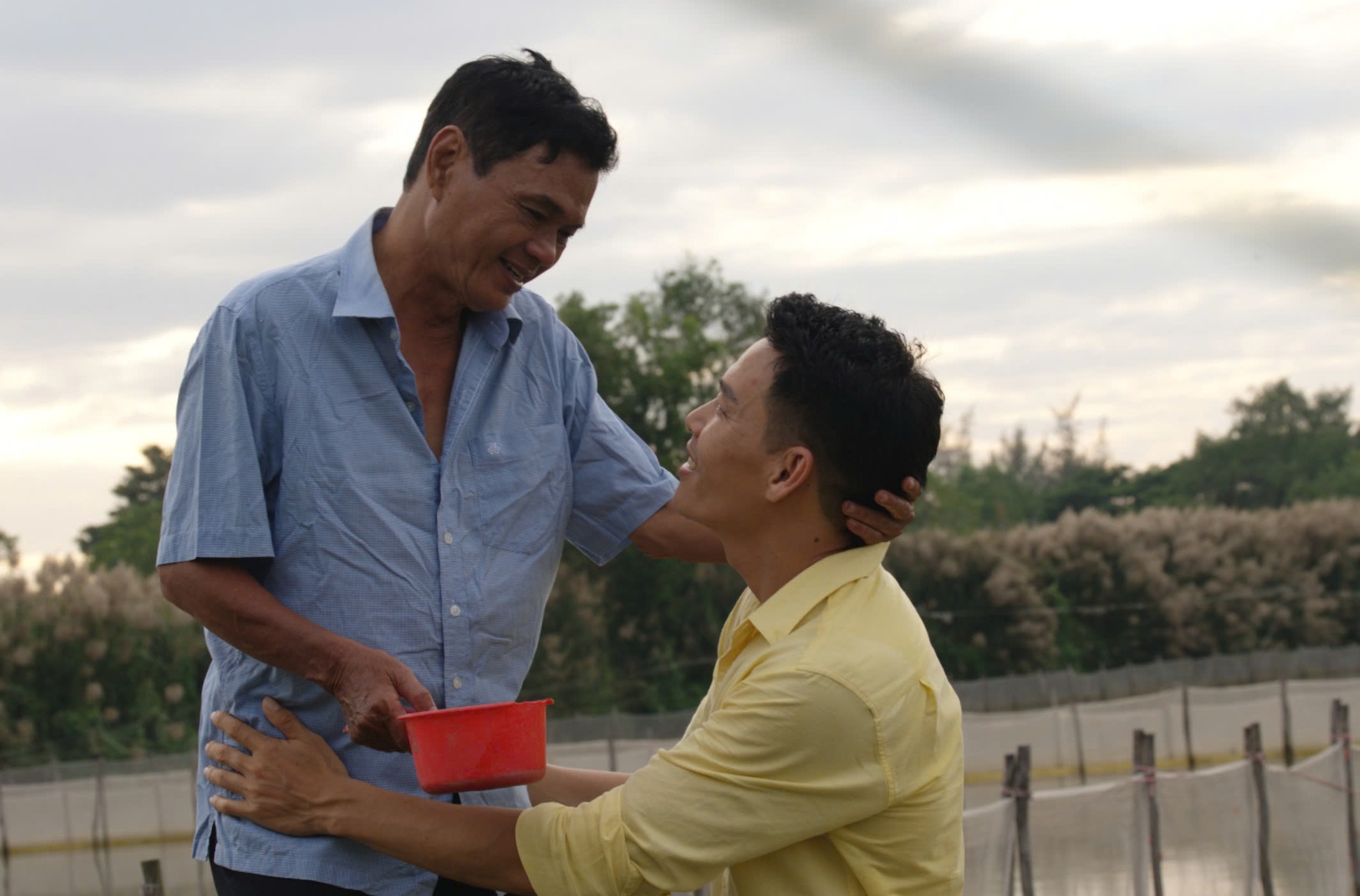 Quách Beem ra mắt MV “Ơn Cha”, kể câu chuyện trưởng thành từ những hy sinh lặng lẽ của người cha