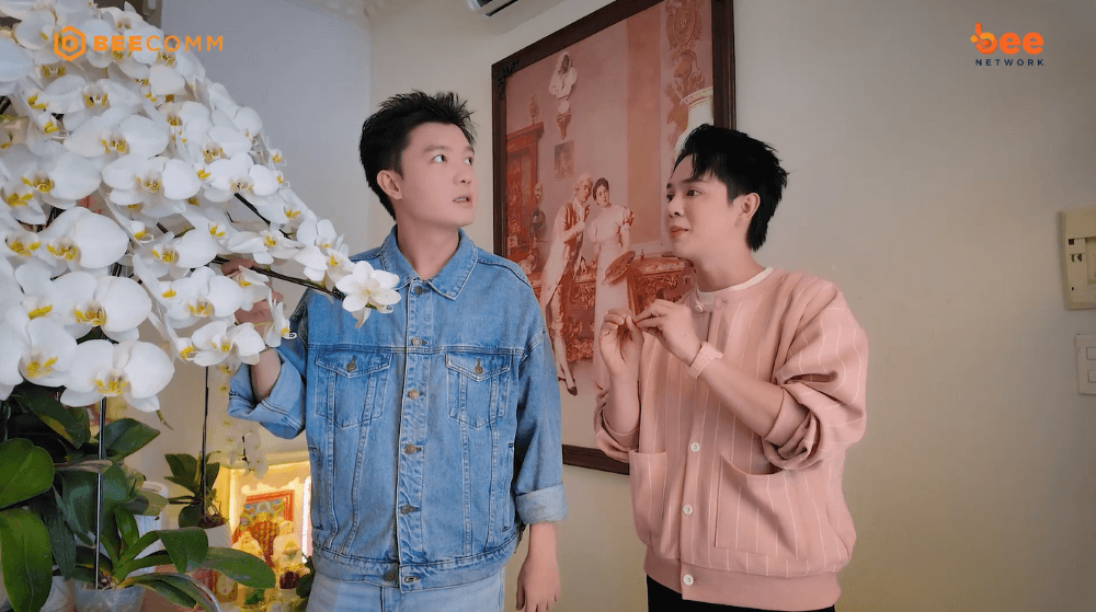 Tuấn Kiệt và Bi Max mê mẩn không gian nghệ thuật và món ngon tại Quán ăn hạnh phúc