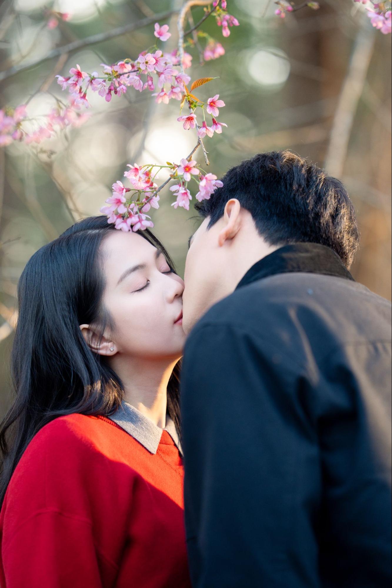 Lê Xuân Tiền - Ngọc Trinh lần đầu nên duyên màn ảnh trong "Thẩm mỹ viện âm phủ"