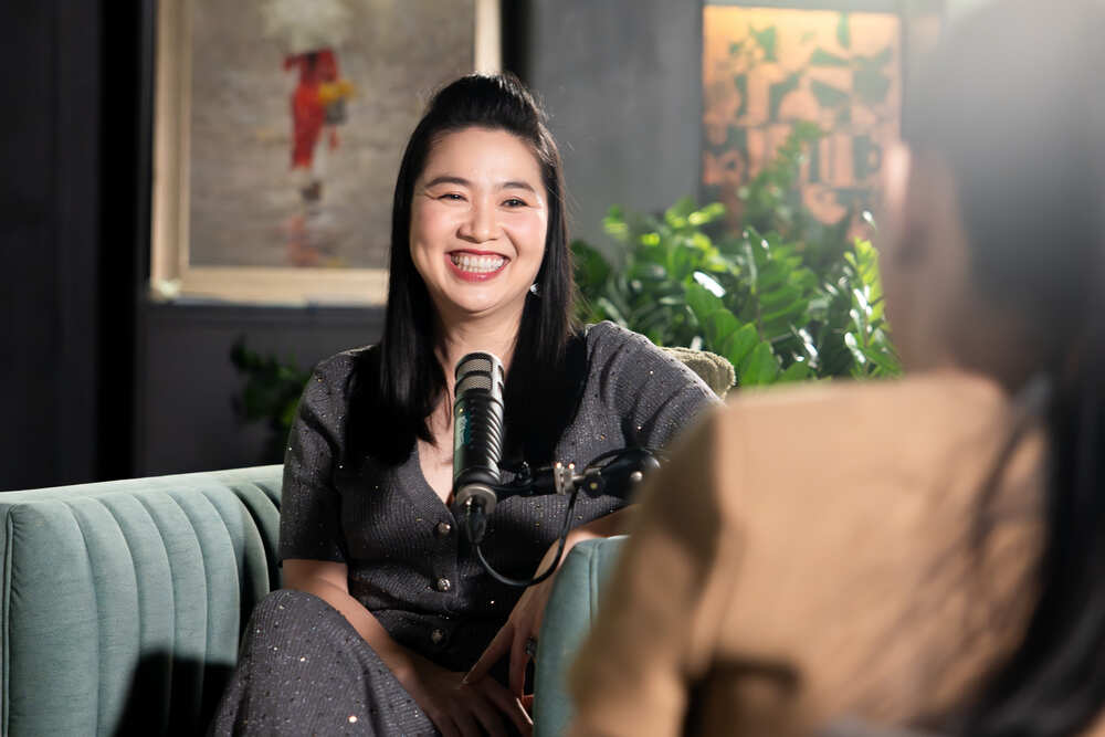 Mai Thanh Hà làm podcast điện ảnh chuyên sâu, vẫn hút hàng triệu lượt xem