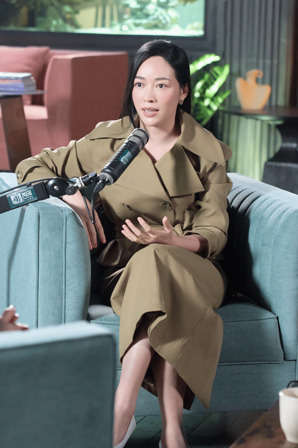Mai Thanh Hà làm podcast điện ảnh chuyên sâu, vẫn hút hàng triệu lượt xem