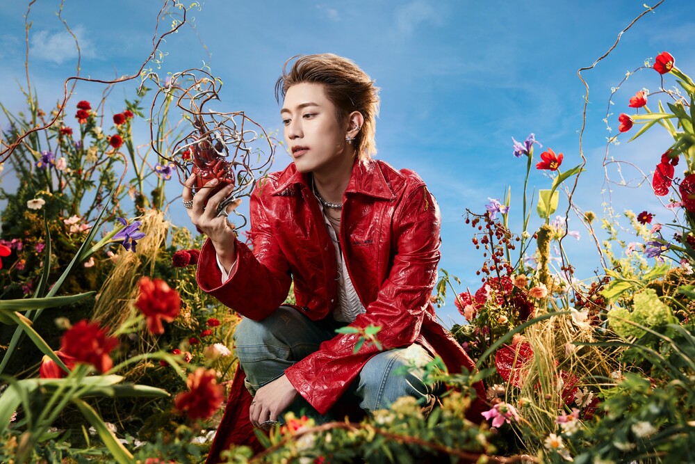 Thái Lê Minh Hiếu debut với MV “Rơi vào tình yêu”, theo đuổi hình tượng nghệ sĩ đa năng