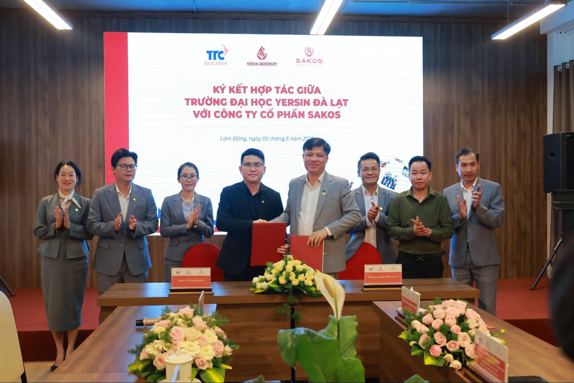 SAKOS ký kết hợp tác với Trường Đại học Yersin Đà Lạt, thúc đẩy đào tạo gắn với thực tiễn ngành Quản trị Sự kiện