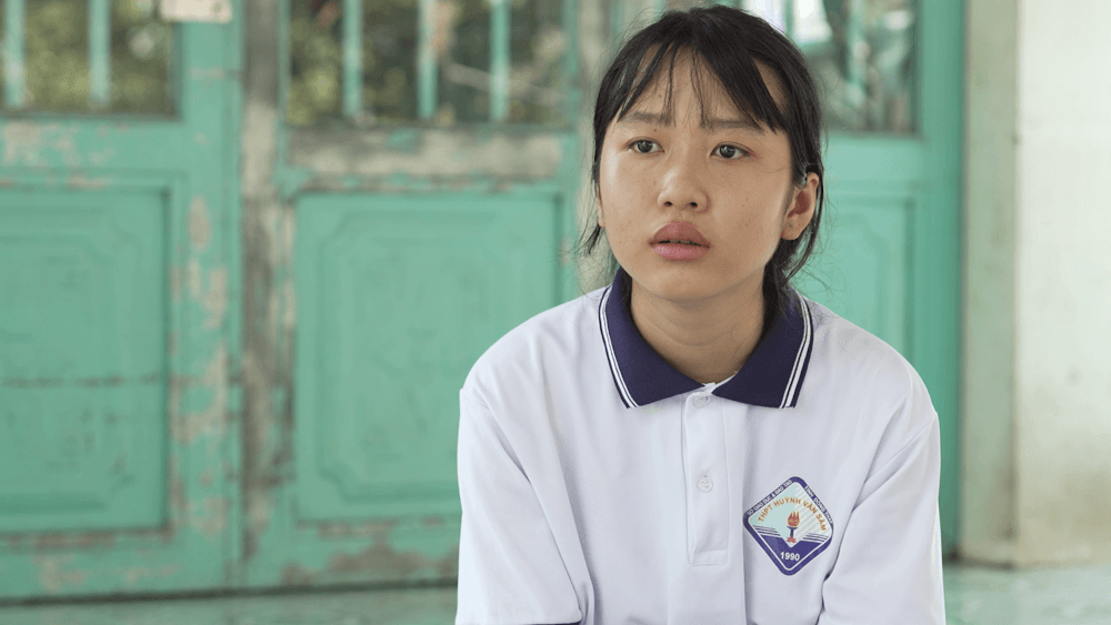 Mái ấm gia đình Việt Ca sĩ Muộii và diễn viên Đỗ Nhật Hoàng nghẹn lòng trước những đứa trẻ trưởng thành quá sớm