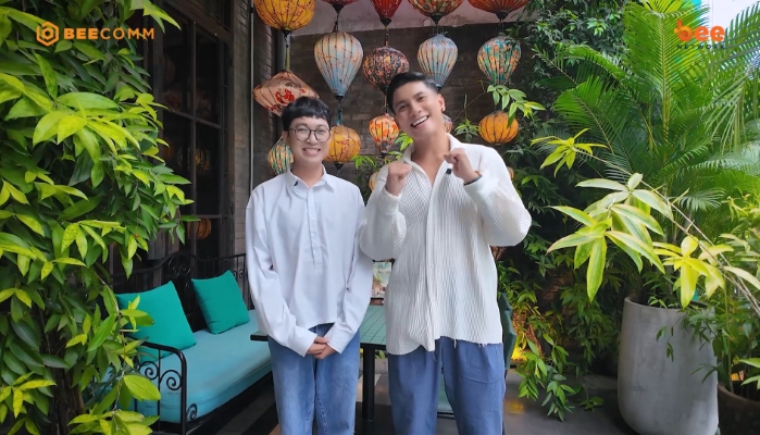 Năm Chà và Tôn Tuấn Kiệt “đụng hàng” vẫn cực hợp gu, ăn sập thực đơn Việt – Á giữa trung tâm Sài Gòn