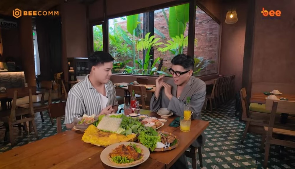Tôn Tuấn Kiệt đưa Duy Khương khám phá không gian đậm chất Việt tại Quán ăn hạnh phúc tập 60