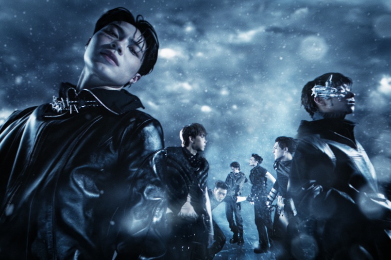 Album bán 10.000 bản trước ngày debut, UPRIZE chính thức tung MV "THĂNG"