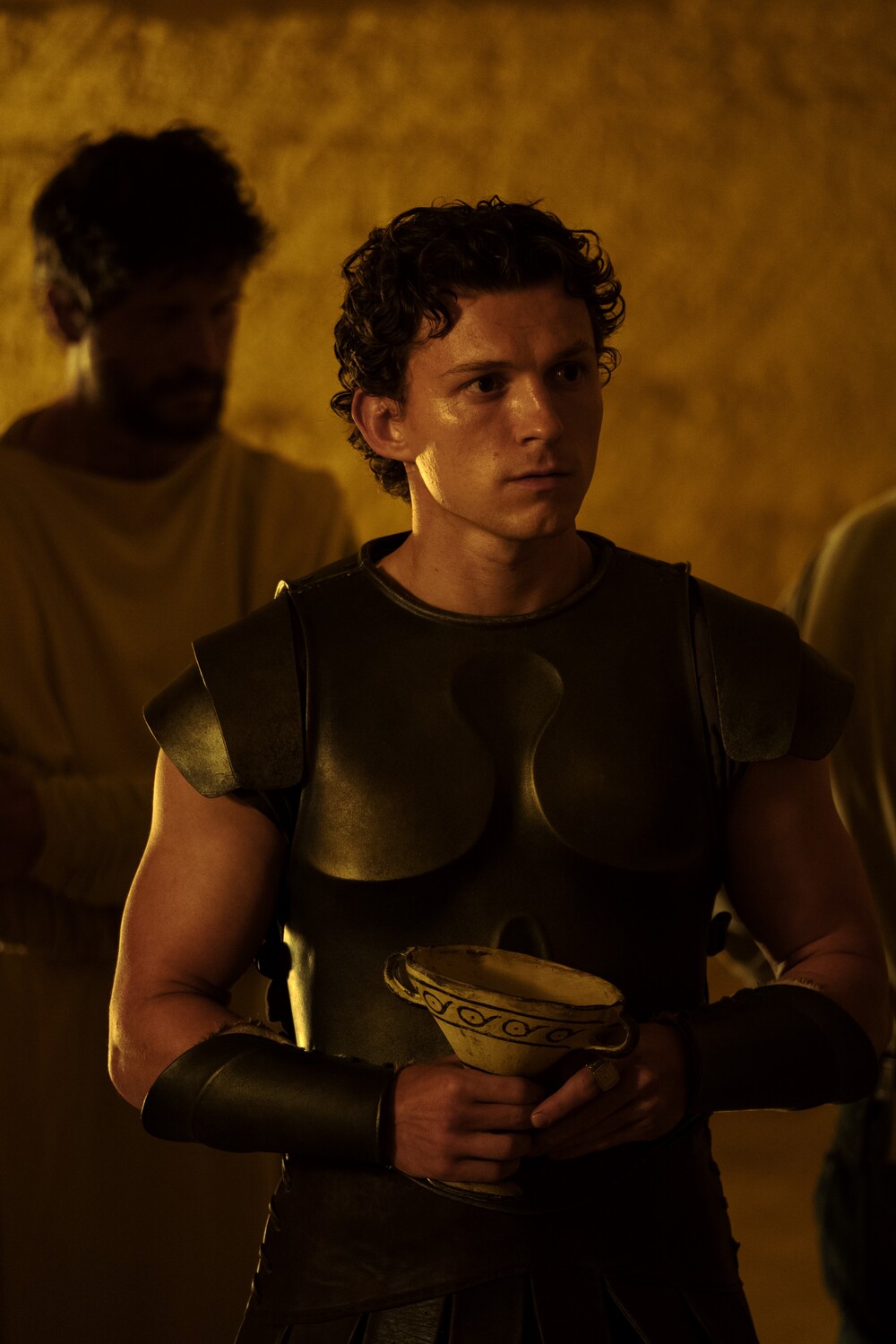 Tom Holland bước ra khỏi cái bóng Spider-Man với vai diễn quan trọng trong The Odyssey