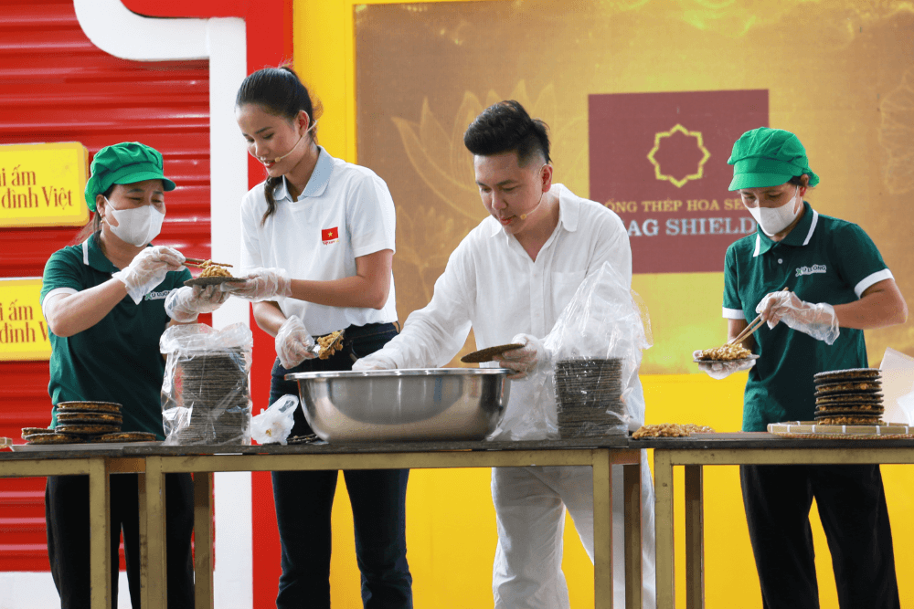 Khán giả cùng Lâm Vỹ Dạ, Minh Vương M4U, Hương Ly mang về gần 1,2 tỷ đồng cho hoàn cảnh khó khăn