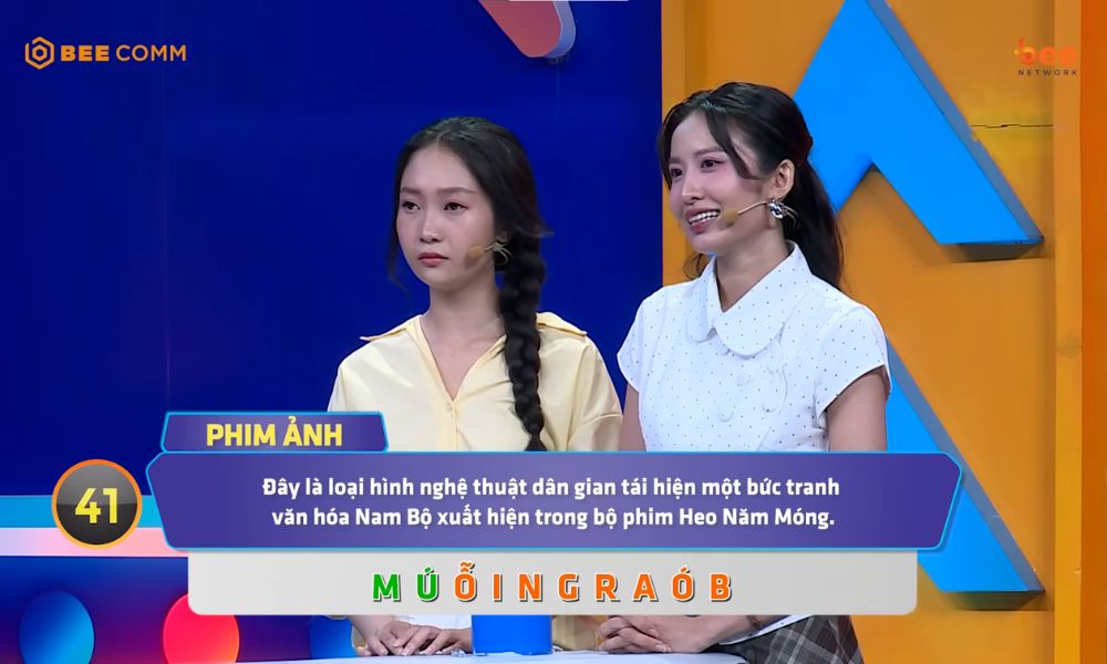 Nữ ca sĩ “Viết tiếp câu chuyện hòa bình” xuất sắc chinh phục vòng đặc biệt của “Úm ba la ra chữ gì?”, ẵm trọn 45 triệu đồng